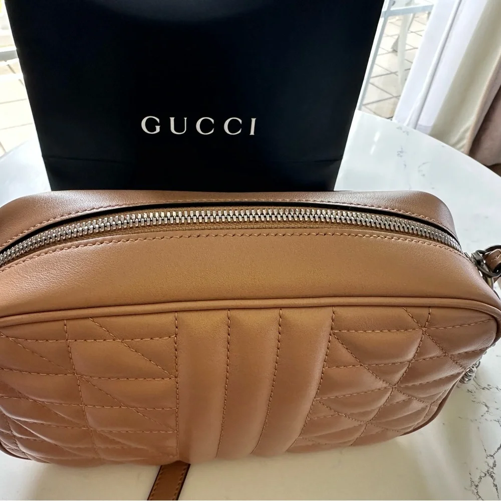 Gucci Marmot Bag - Picture 4 of 17